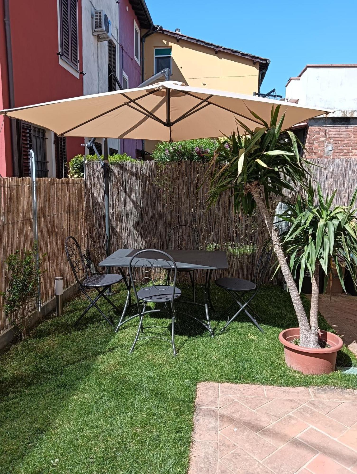 Casa Vacanze Rustico Di Corte Capannori Kültér fotó