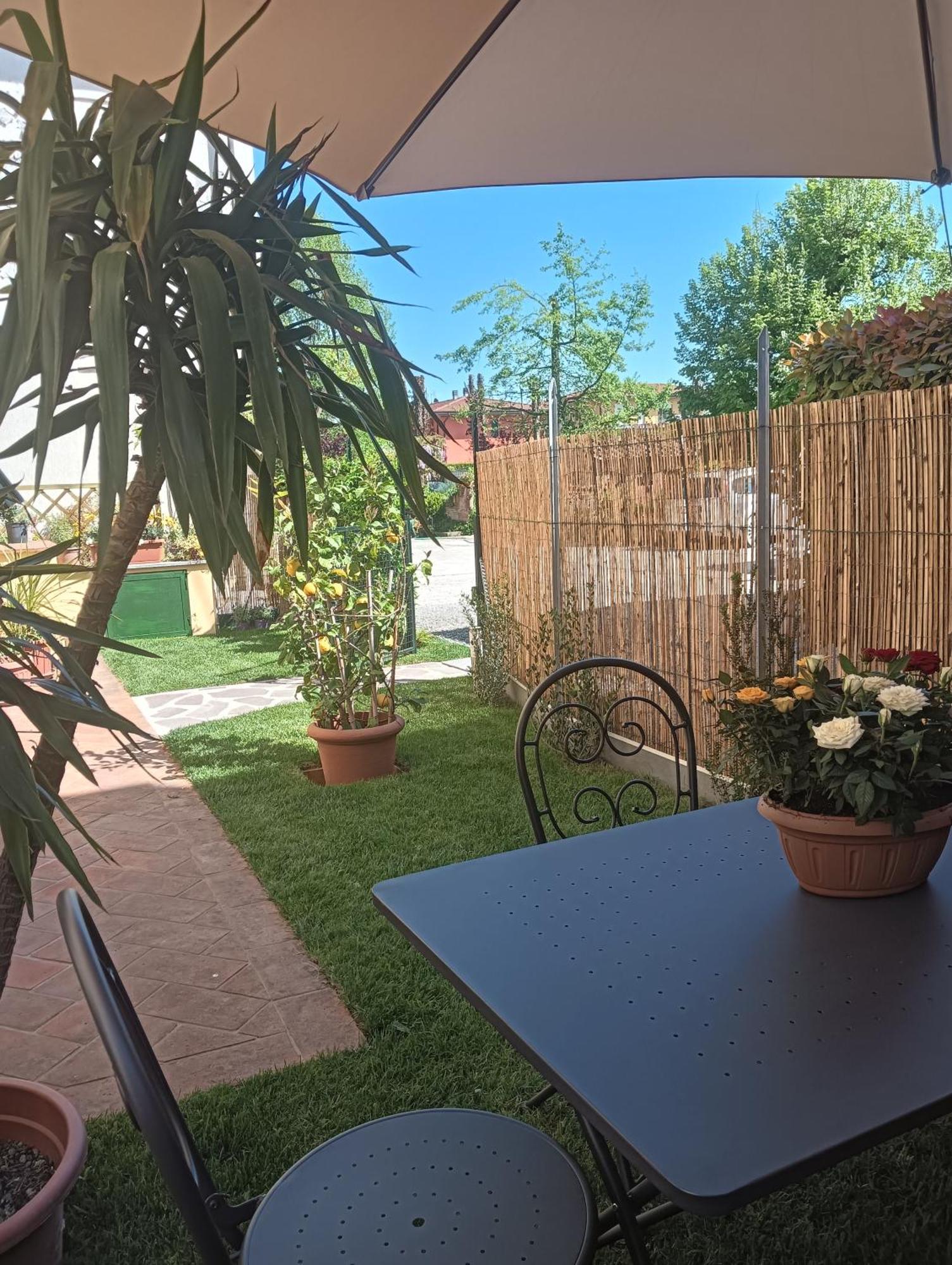 Casa Vacanze Rustico Di Corte Capannori Kültér fotó